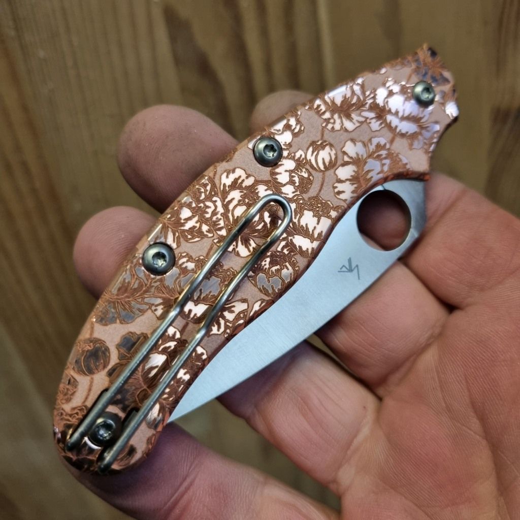 UKPK 4 pin Scales in 3mm Polished Copper with Peony Pattern