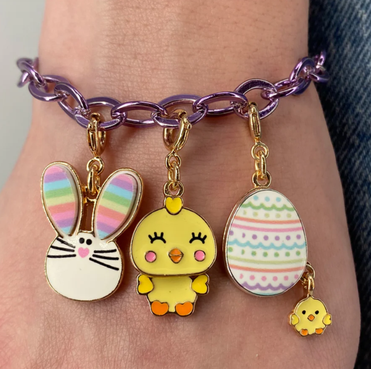 Gold Swivel Chick Charm