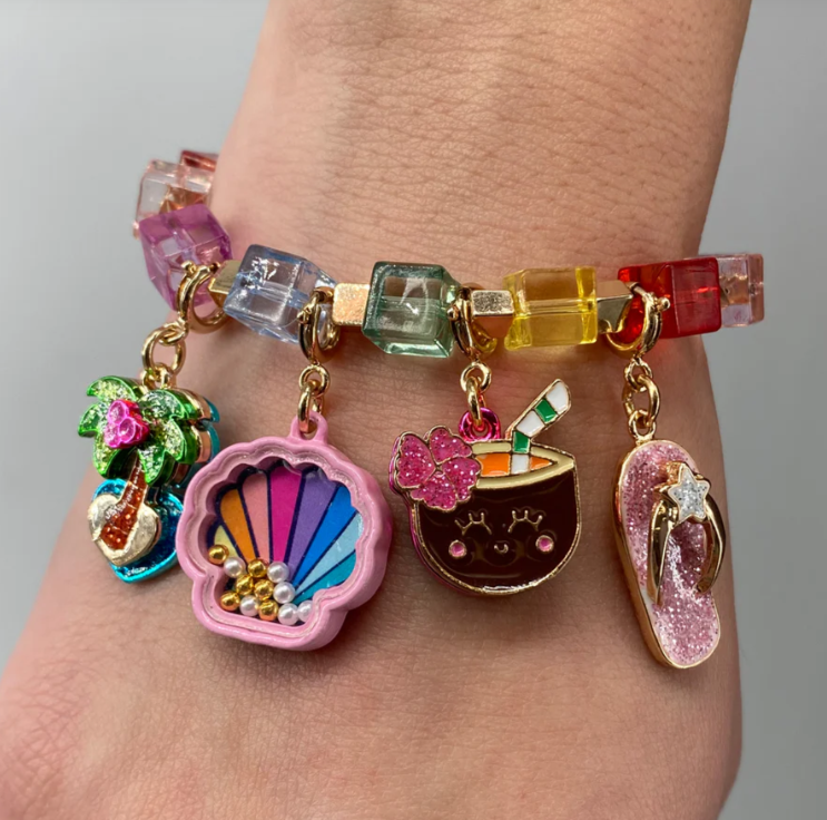 Gold Coconut Drnk Charm