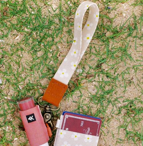 Luna Beige  - Wristlet Keychain