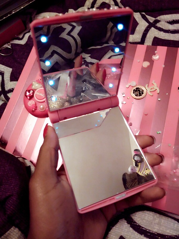 Custom bling cosmetic mirror with lights