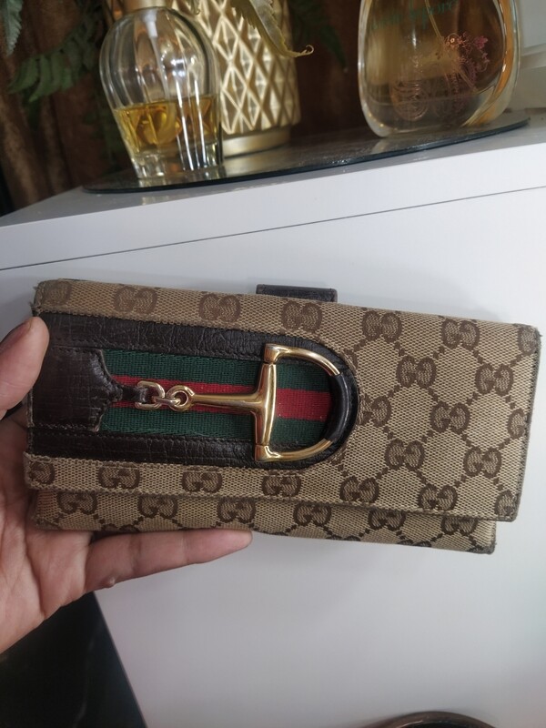Vintage Gucci wallet