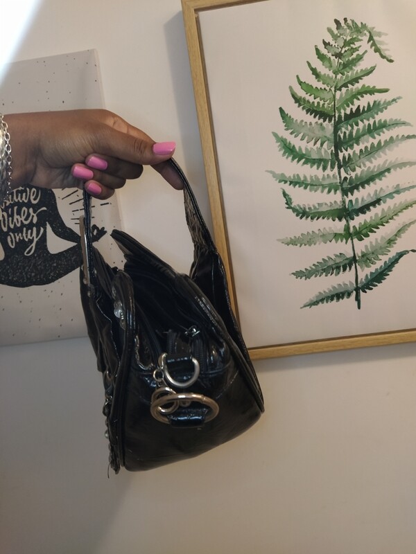 Black heartshapped bag