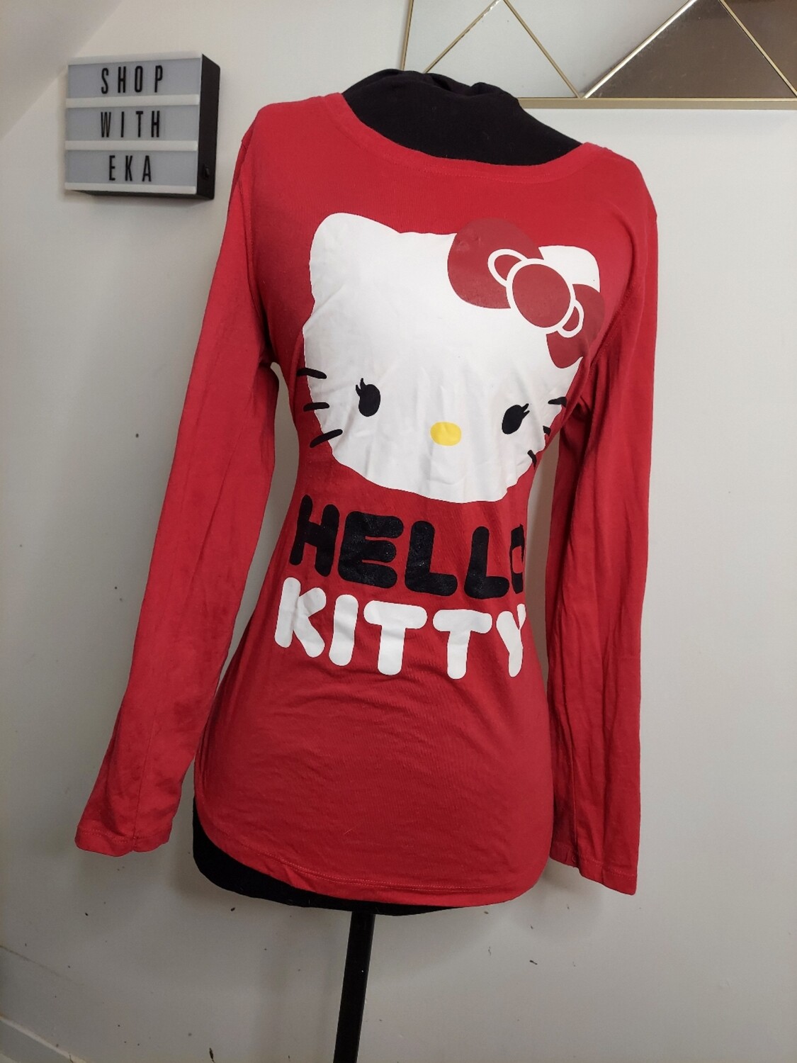 Hello kitty long-sleeved shirt