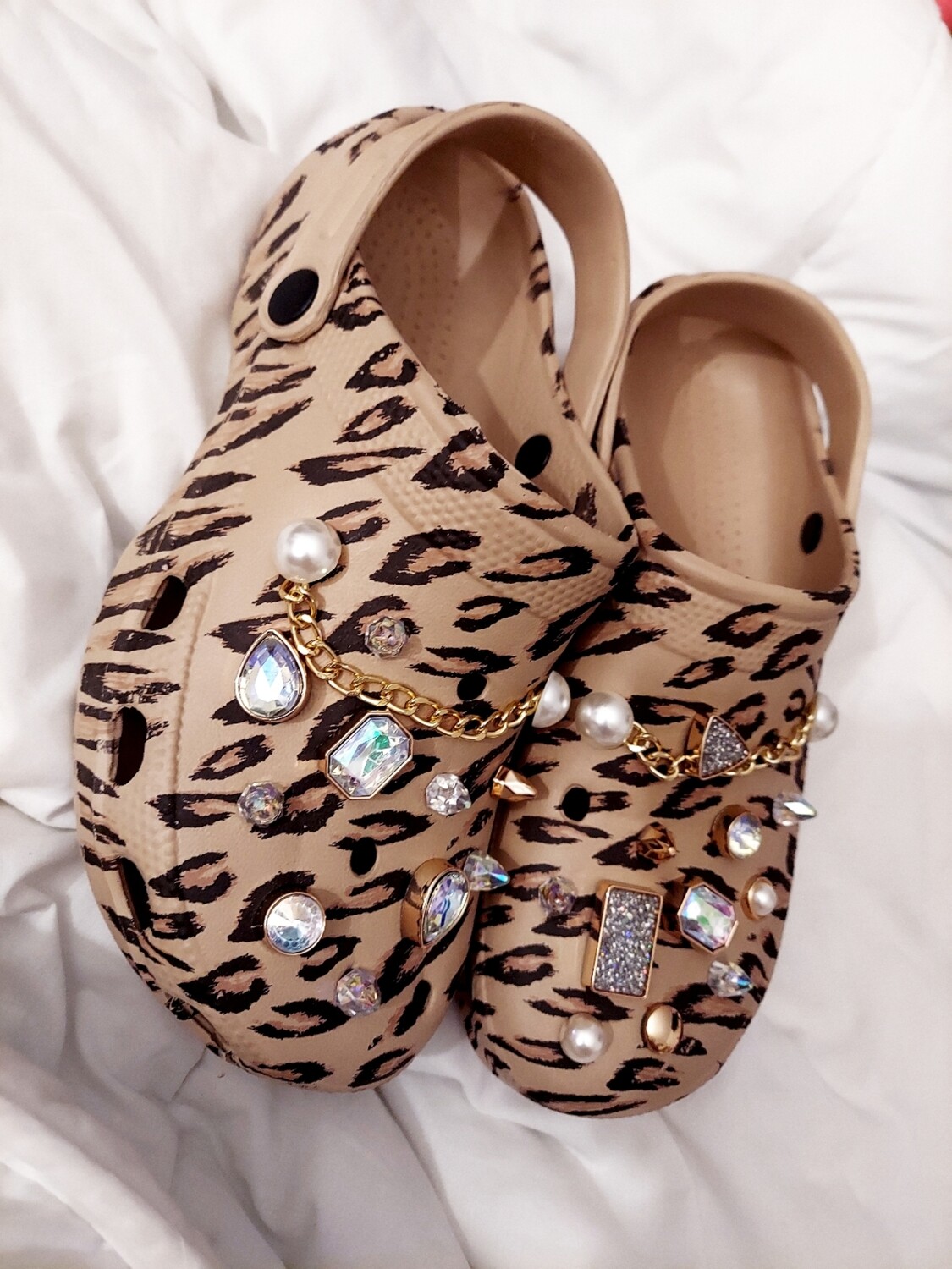 Croc bedazzled charms