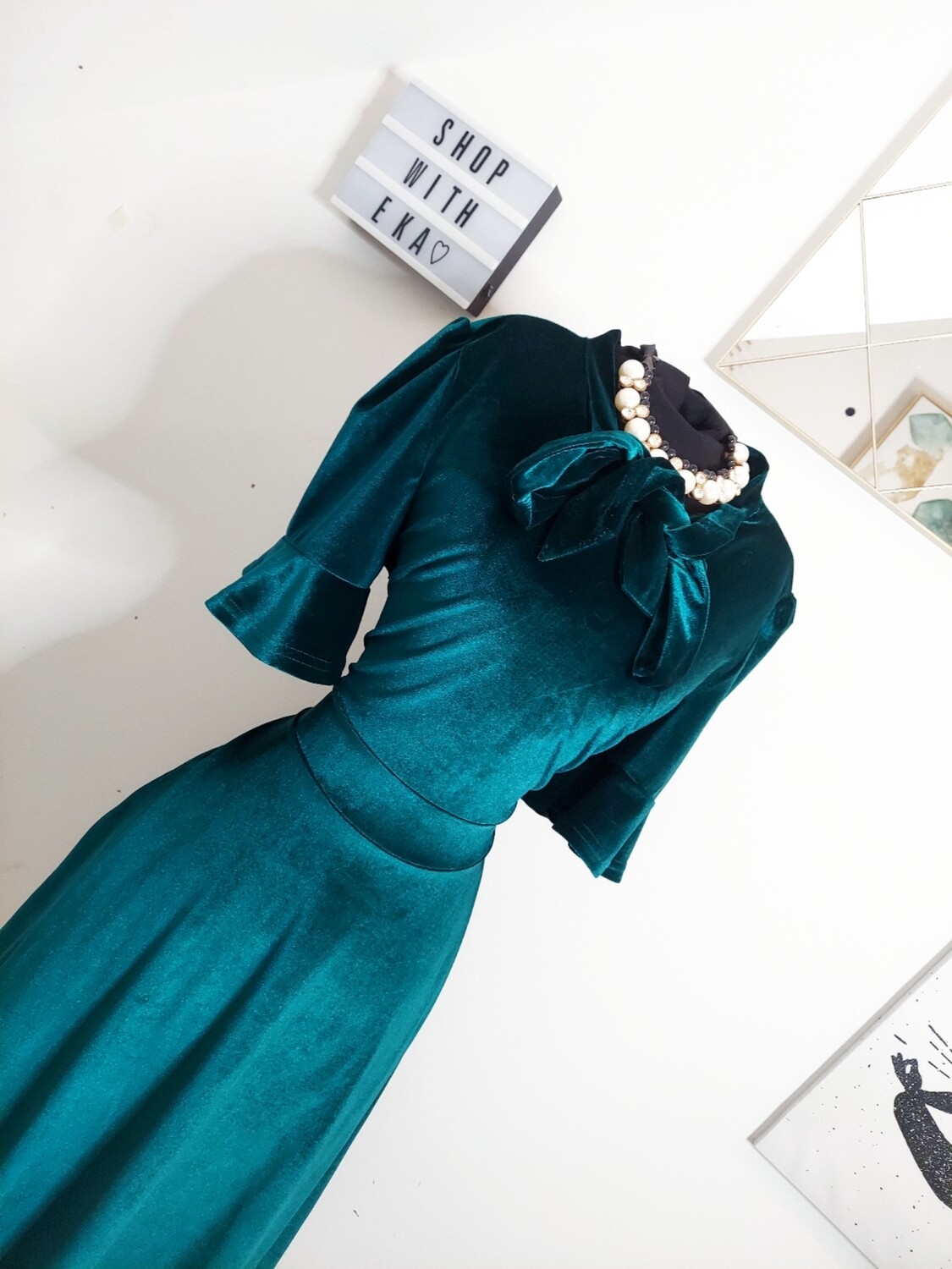Used green velvet dress