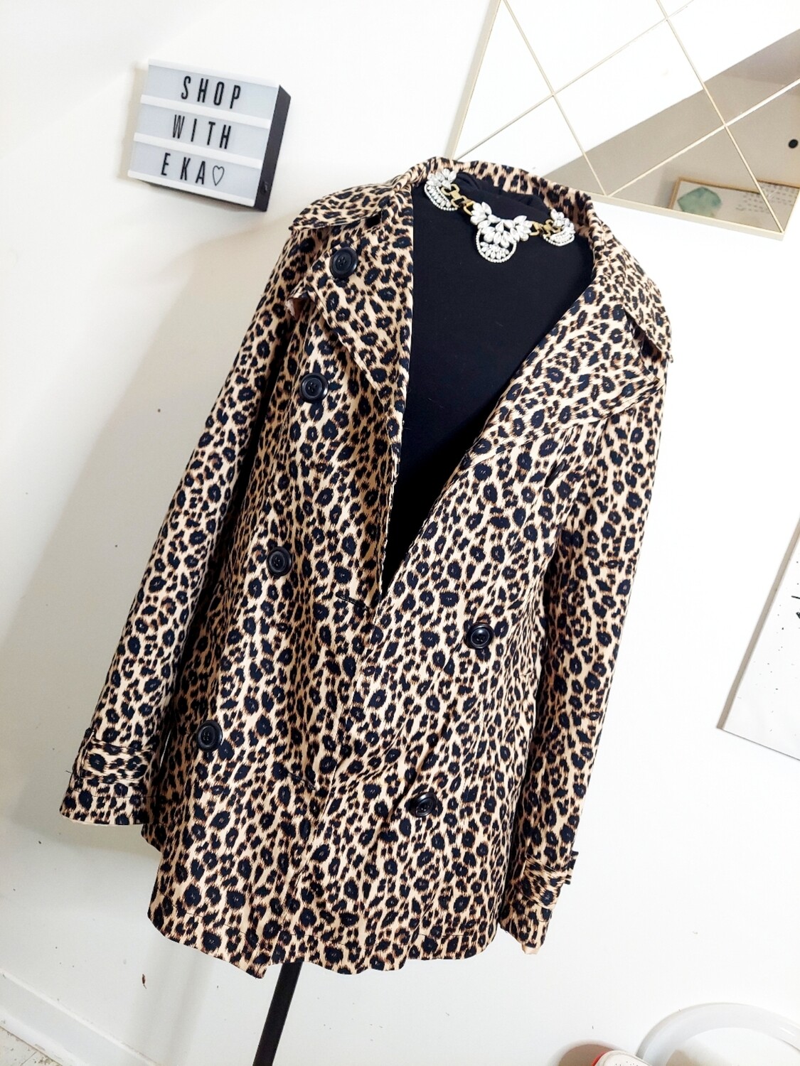 Used leopard blazer coat