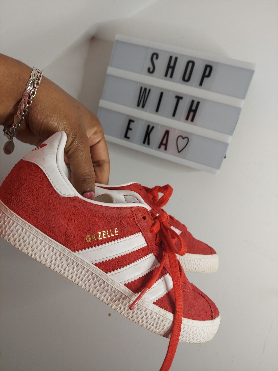 Used boys gazelle adidas shoes size 5
