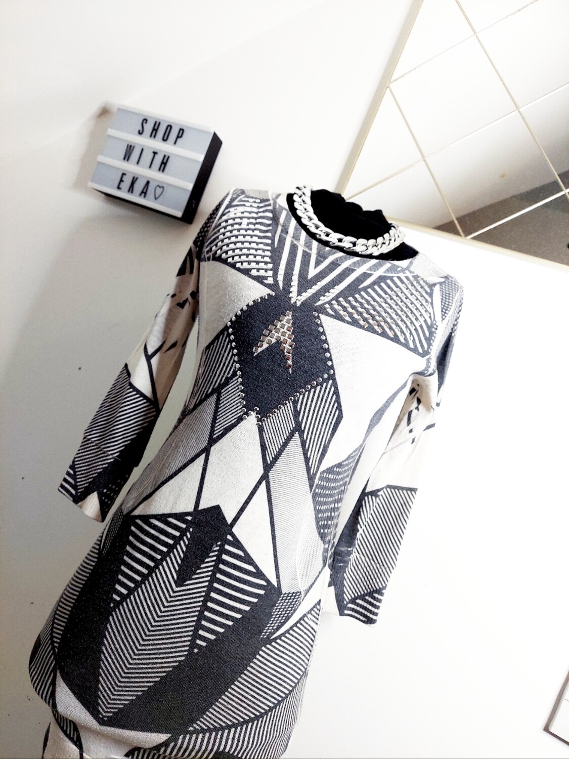 used geometric dress