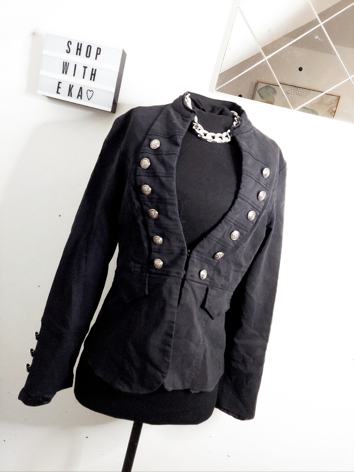 used black military style blazer