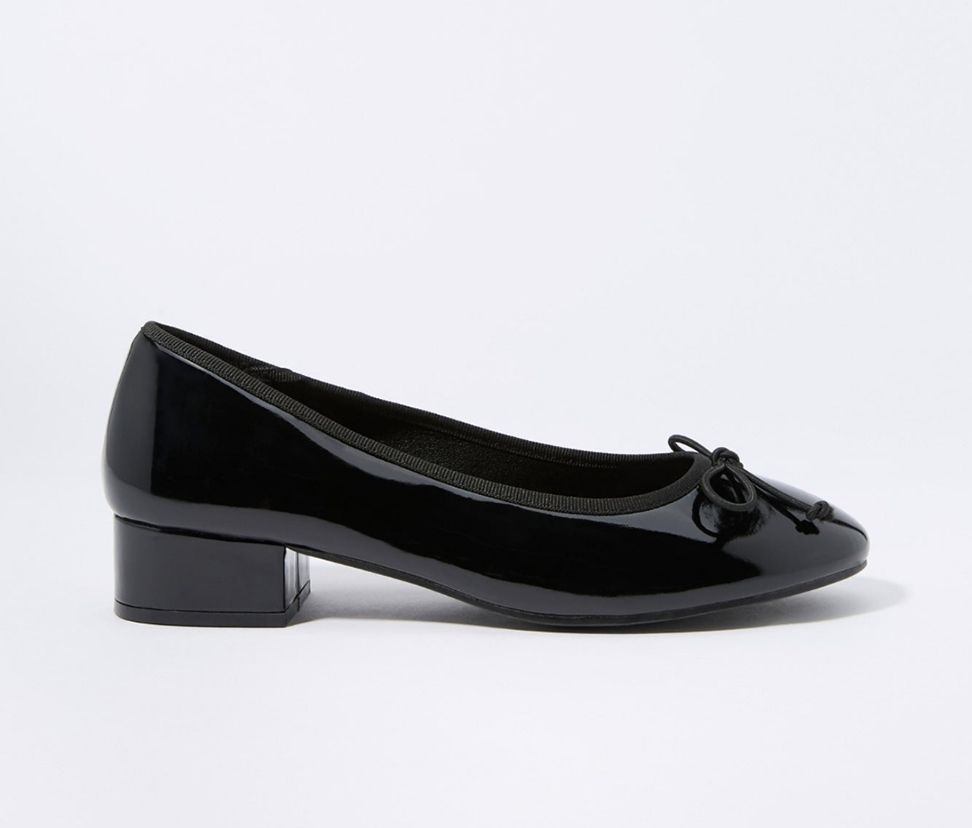 Black heel ballet shoe