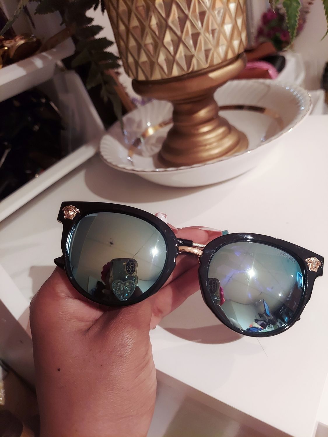 Black V semi round iridescent sunglasses