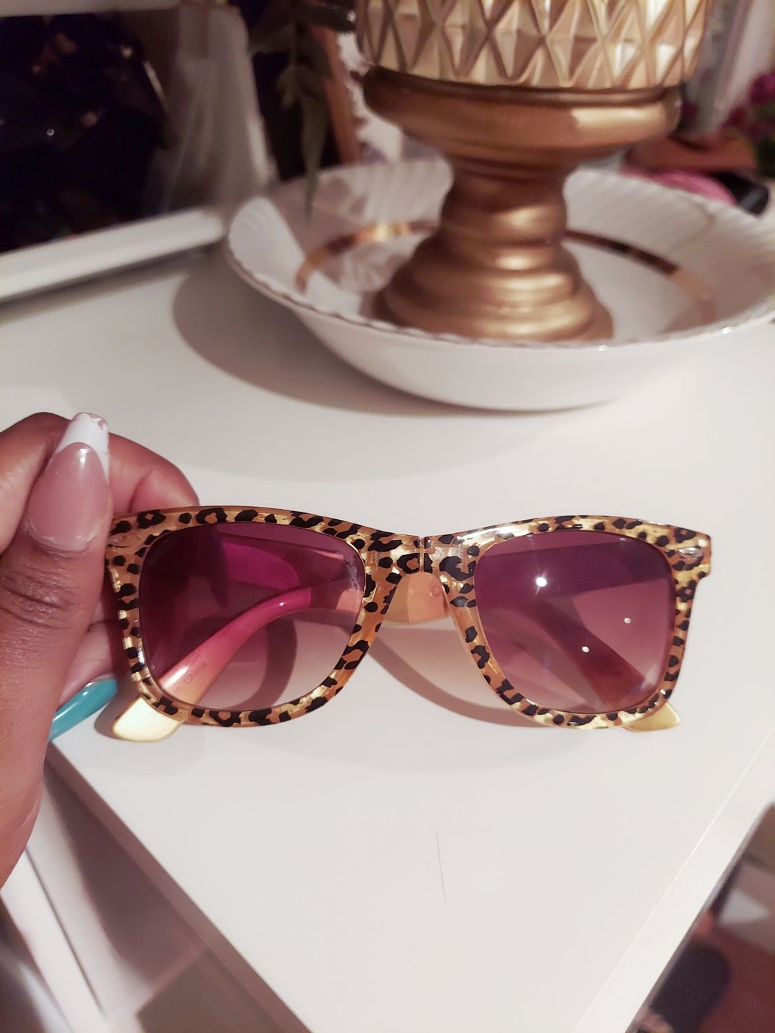 Foldable gold leopard sunglasses