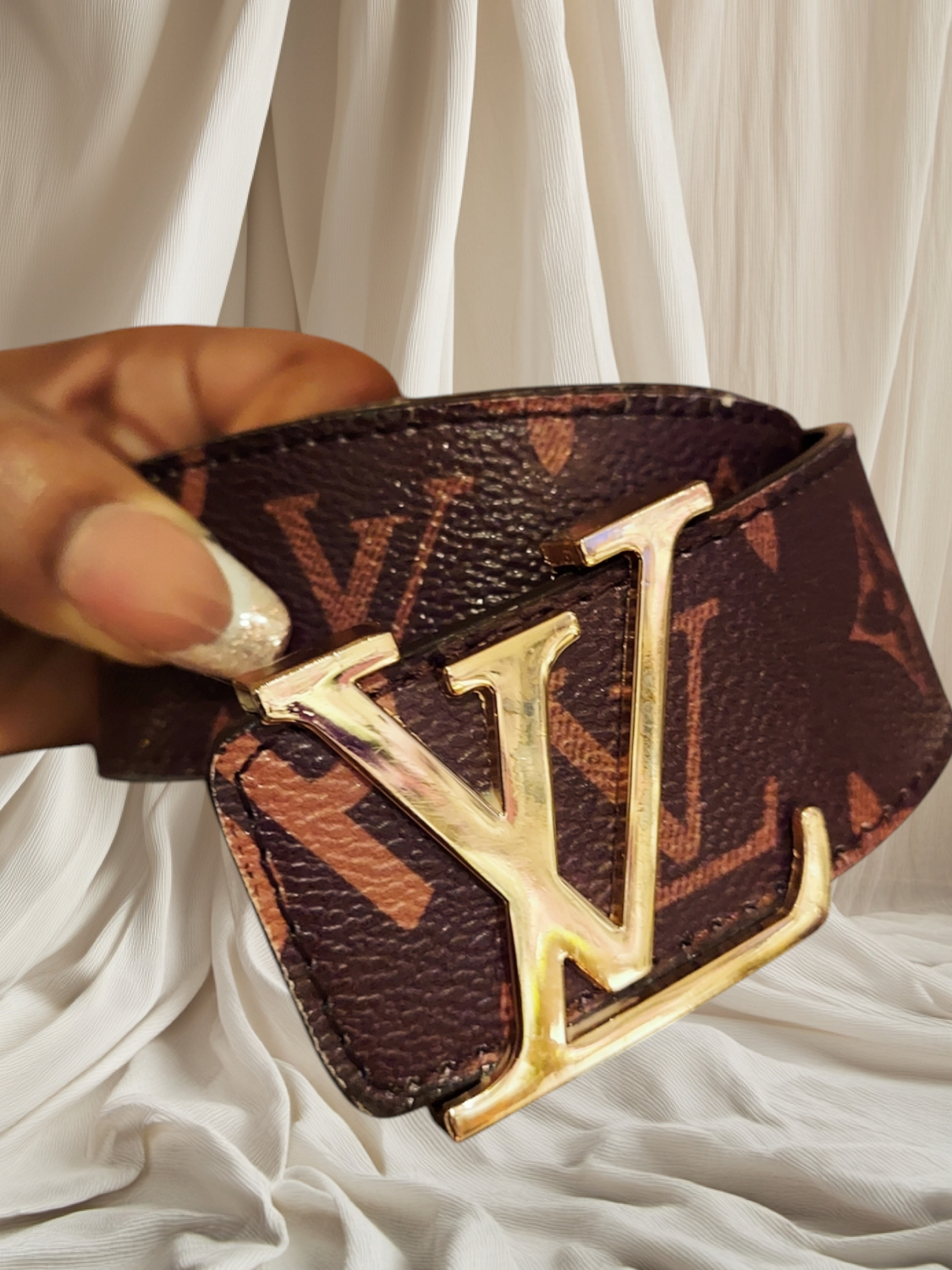 Brown lv letter belt