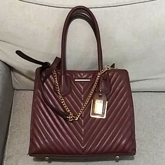 New burgundy chevron faux leather bag