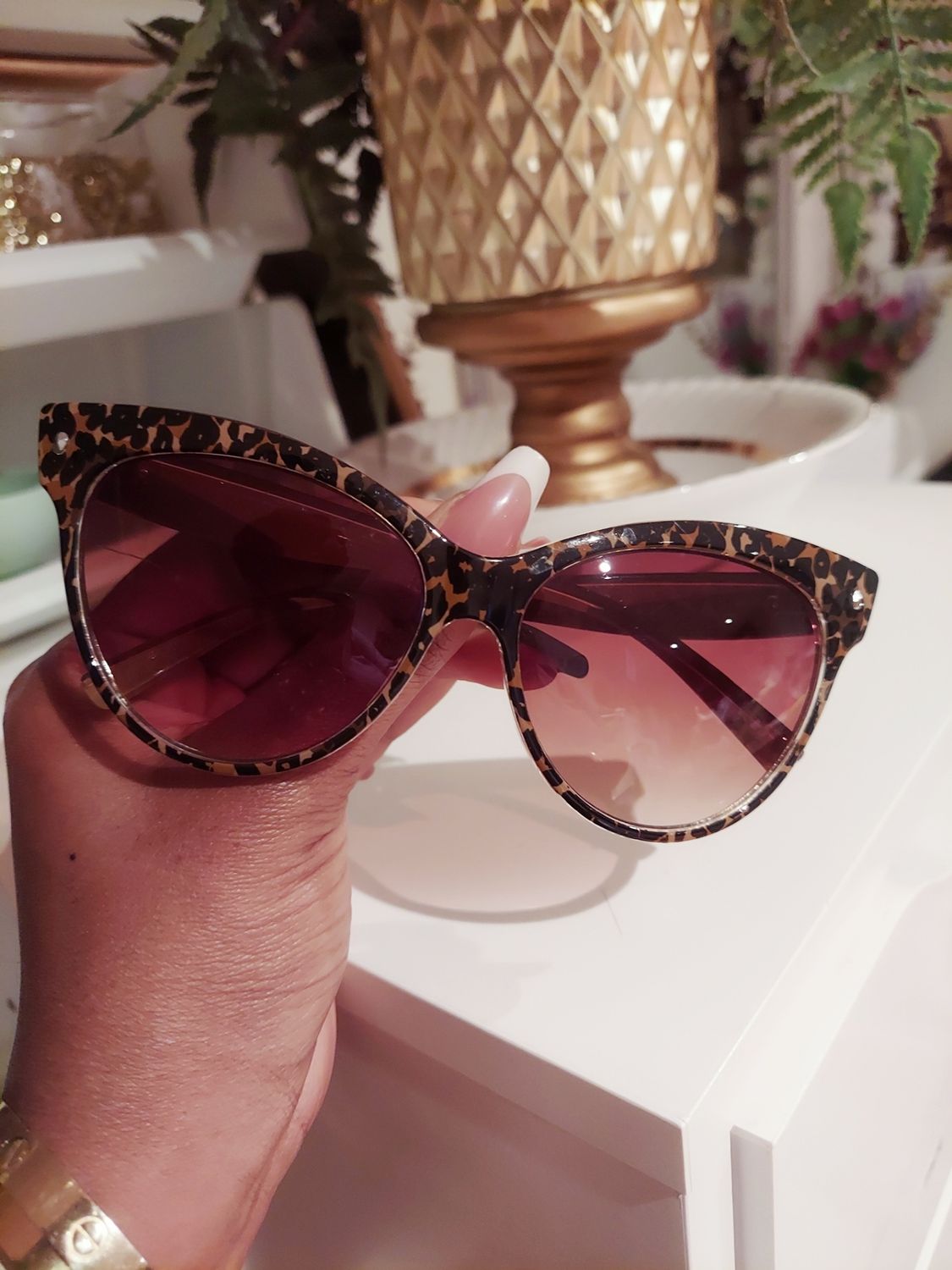Used leopard cat eye sunglasses
