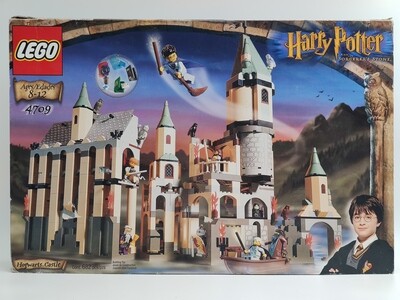Lego Hogwarts Castle 4709