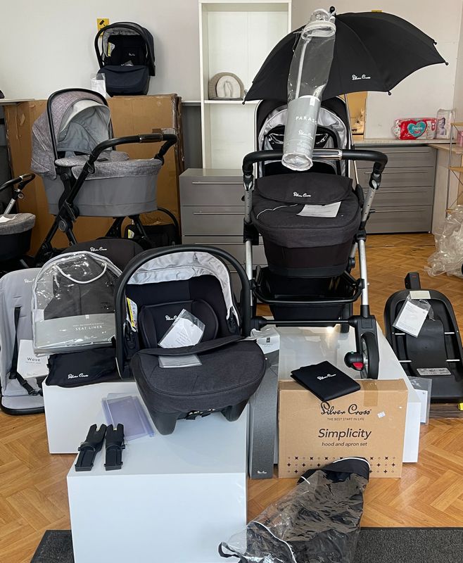 ​Pre-Owned Silver Cross Wayfarer Travel System ONYX