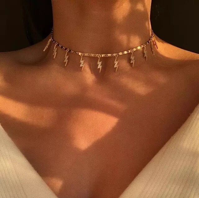 Lightning Shape Tassel Choker Necklace
