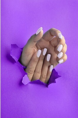 ME Gel Polish Mellow #V02, 8 ml