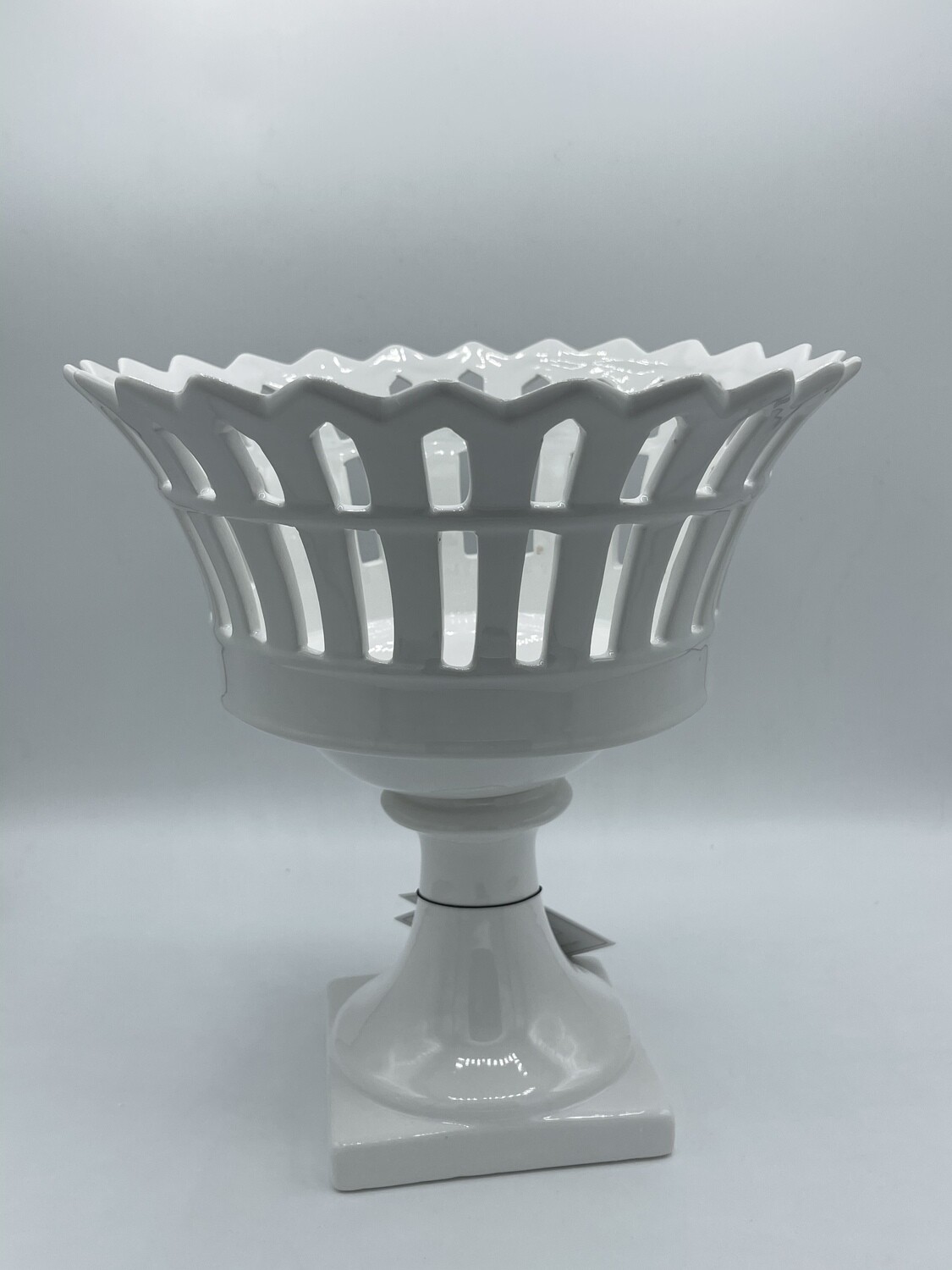 Coppa Decorativa In Porcellana Bianca