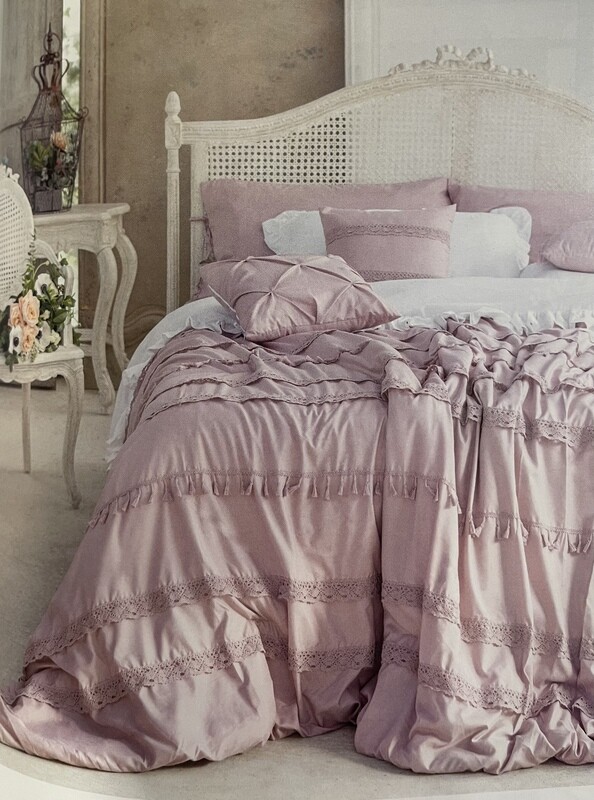 Set Trapunta 260x260 cm + 2 federe + 2 cuscini Blanc Mariclò