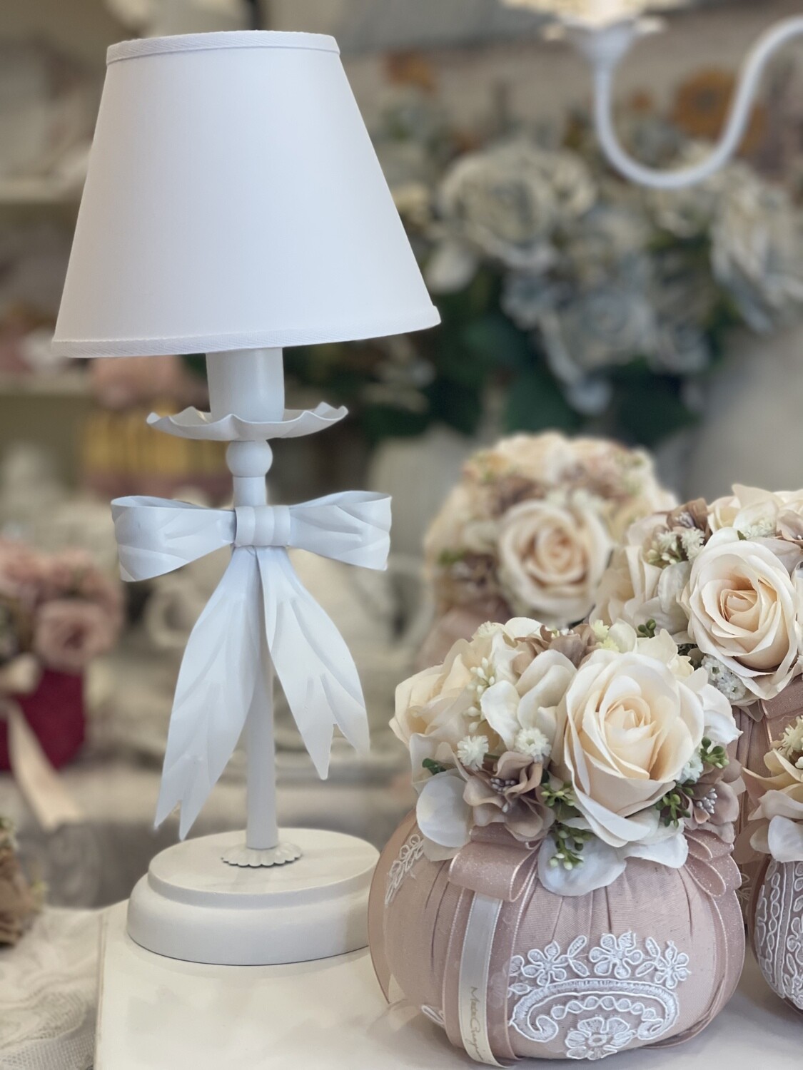Lampada con Fiocco Miù fiocco bianco fiocco rosa azzurro tortora 65,00€