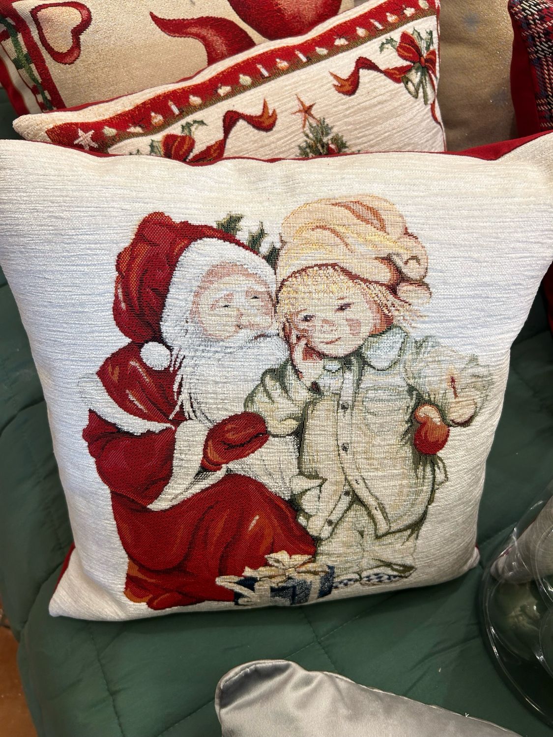 Cuscino natalizio con Babbo Natale e bimba