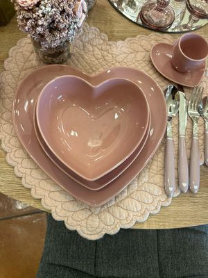 Servizio Da 6 Piatti 18 pezzi forma cuore col rosa Nuvole di Stoffa
