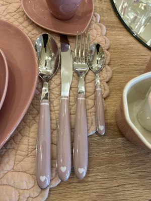 Set posate Demetra 24 pezzi col. Rosa Made in Italy