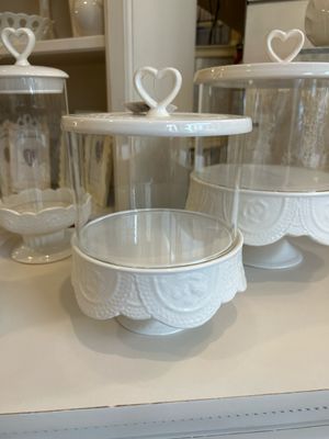 Alzatina in vetro con coperchio in ceramica diam.18 H.23 Alzatina in vetro con coperchio in ceramica diam.18 H.23