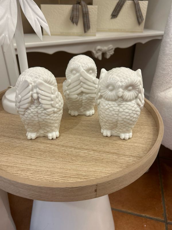 Civette tris non vedo non sento non parlo in ceramica Civette tris non vedo non sento non parlo in ceramica