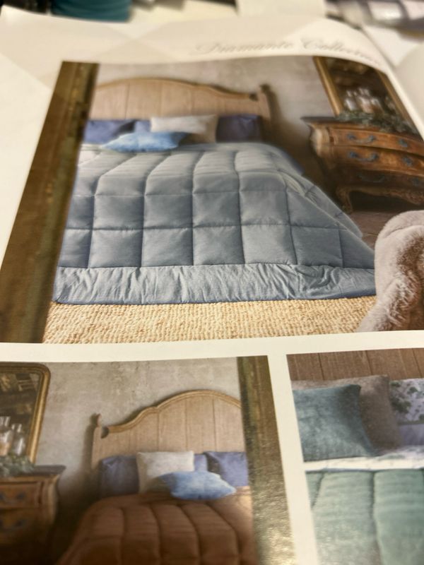 Trapunta cm 260x260 300 .GSM Blanc Mariclo ‘Diamante Collection col.azzurro 100% in microfibra