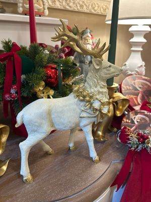 Renna con corona dorata H 32 cm