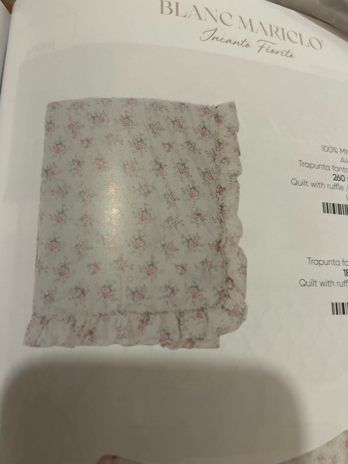 Trapunta matrimoniale BLANC MARICLO’collezione Incanto Fiorito 260x260 con copriguanciali