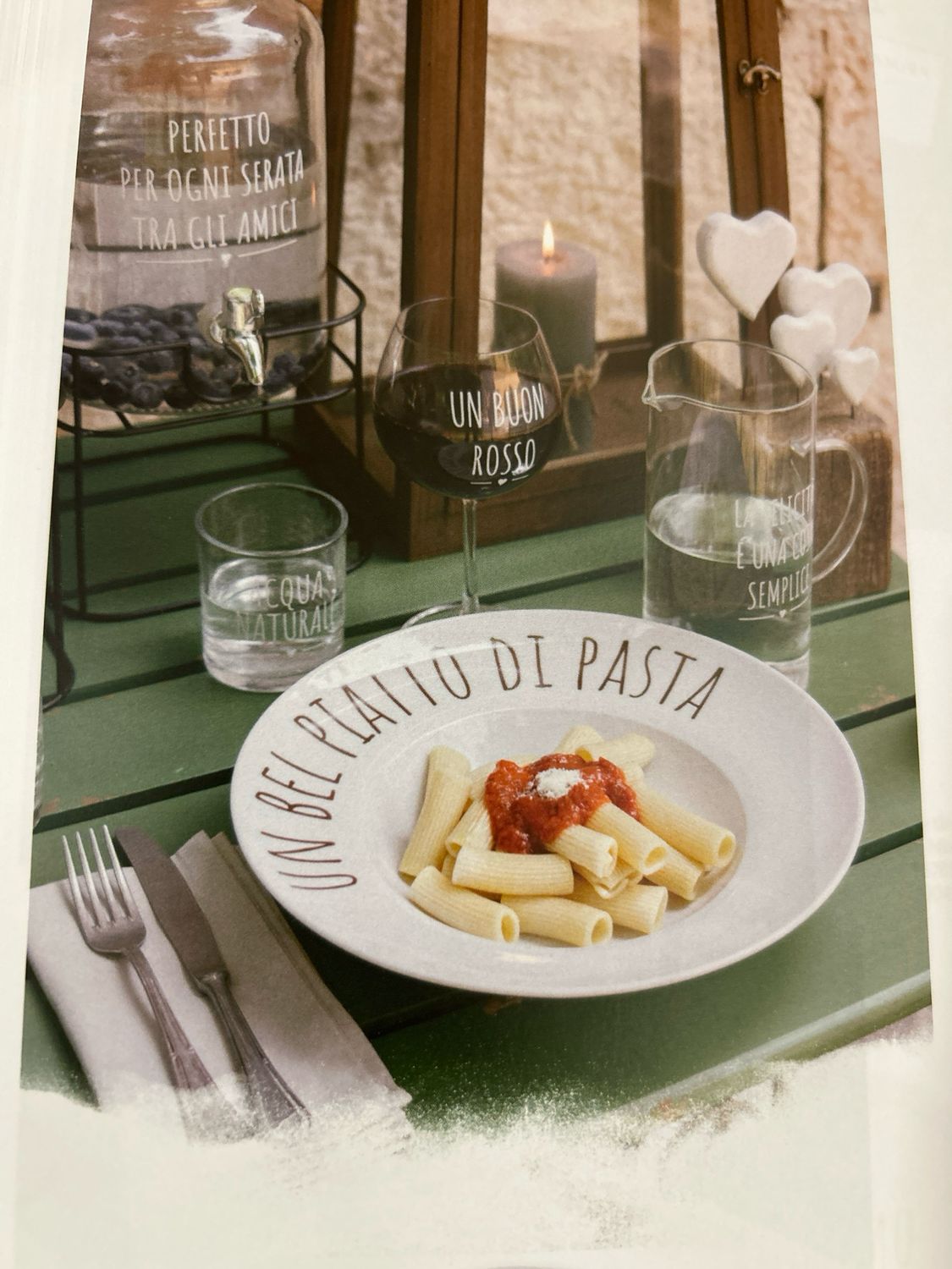 Piatto di pasta in porcellana con scatola (Nuvole di Stoffa) con scritta un bel piatto di pasta diametro 30 cm