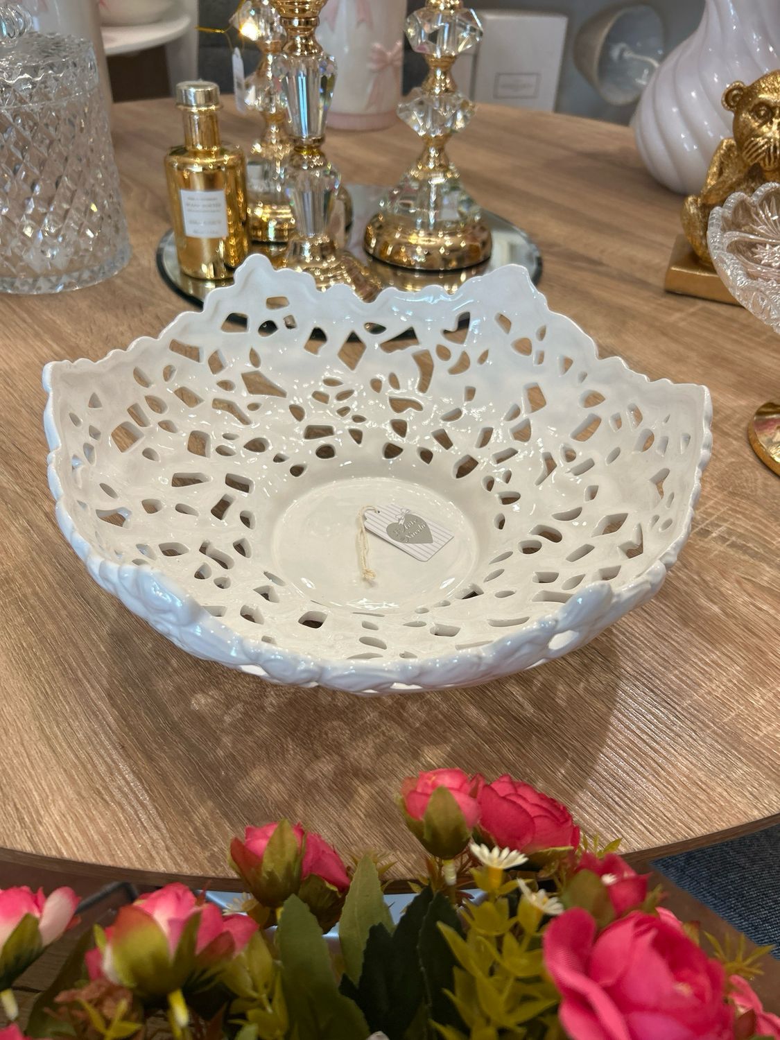 CENTROTAVOLA TRAFORATO IN CERAMICA Mis.30,5x30,5 x 10,5