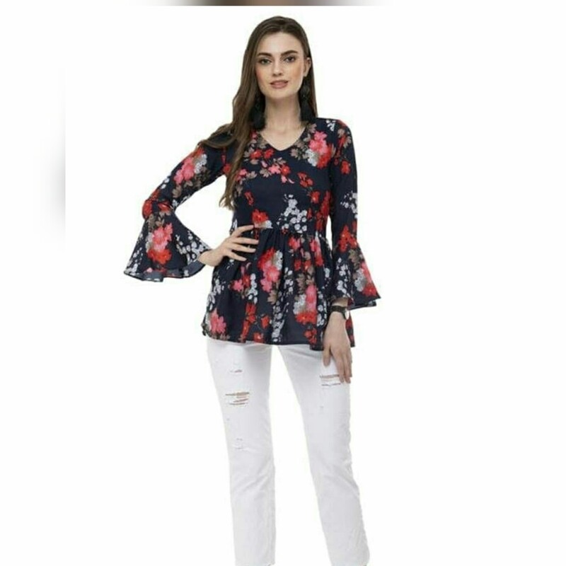 Modern crap printed top
