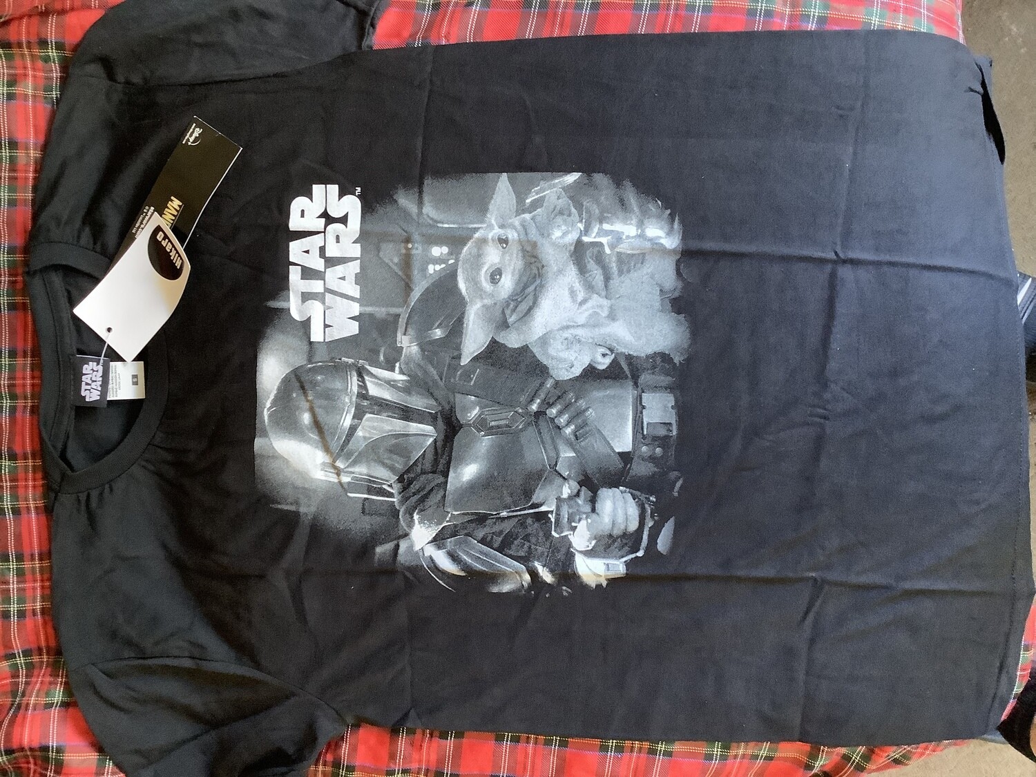 Star Wars The Mandalorian Baby Yoda Graphic T-shirt