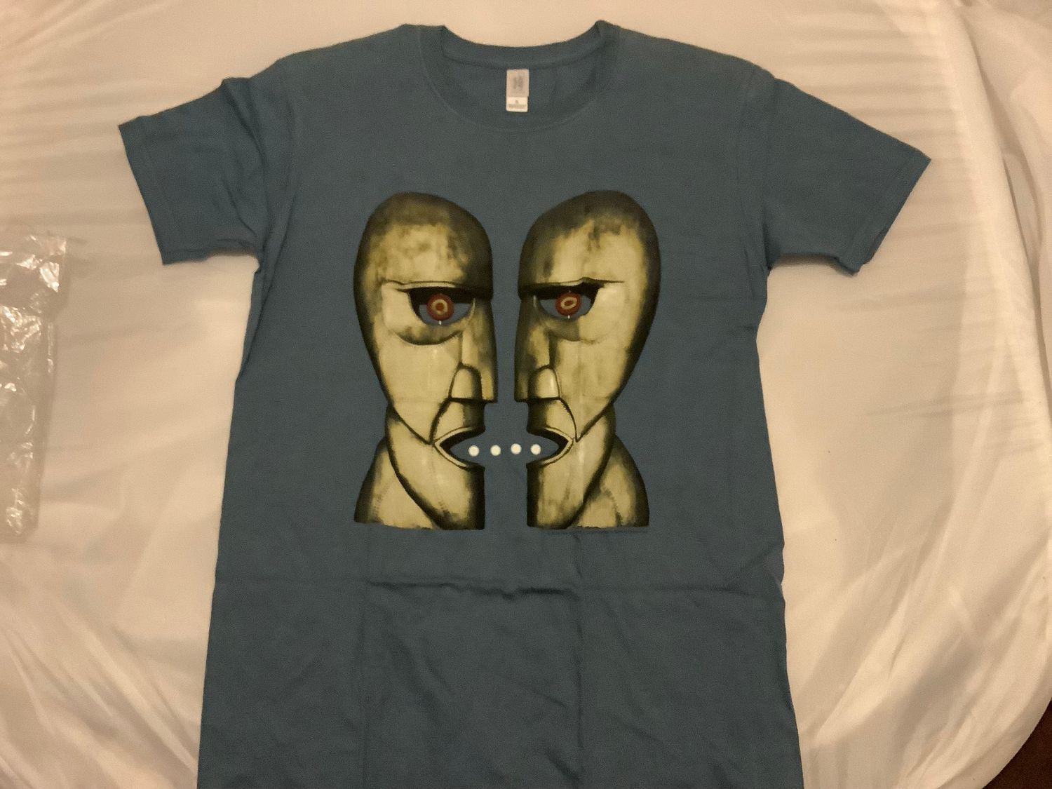 Pink Floyd Division Bell T-shirt (Size S ONLY)