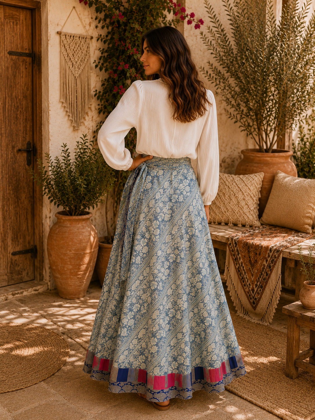 Falda Mandalay gris, blanco, azul y fucsia