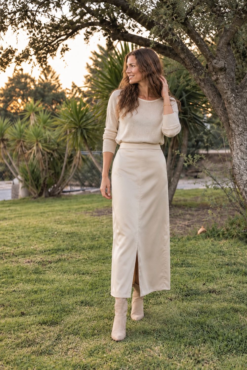 Falda  Satén Beige