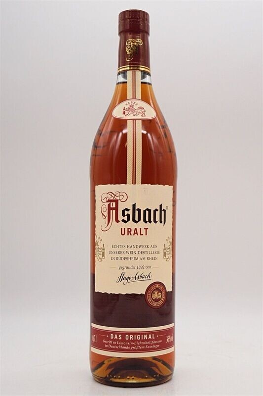 Asbach-Uralt - 36% vol. / 0,7l Flasche / 15,99 € Asbach-Uralt - 36% vol. / 0,7l Flasche / 15,99 €
