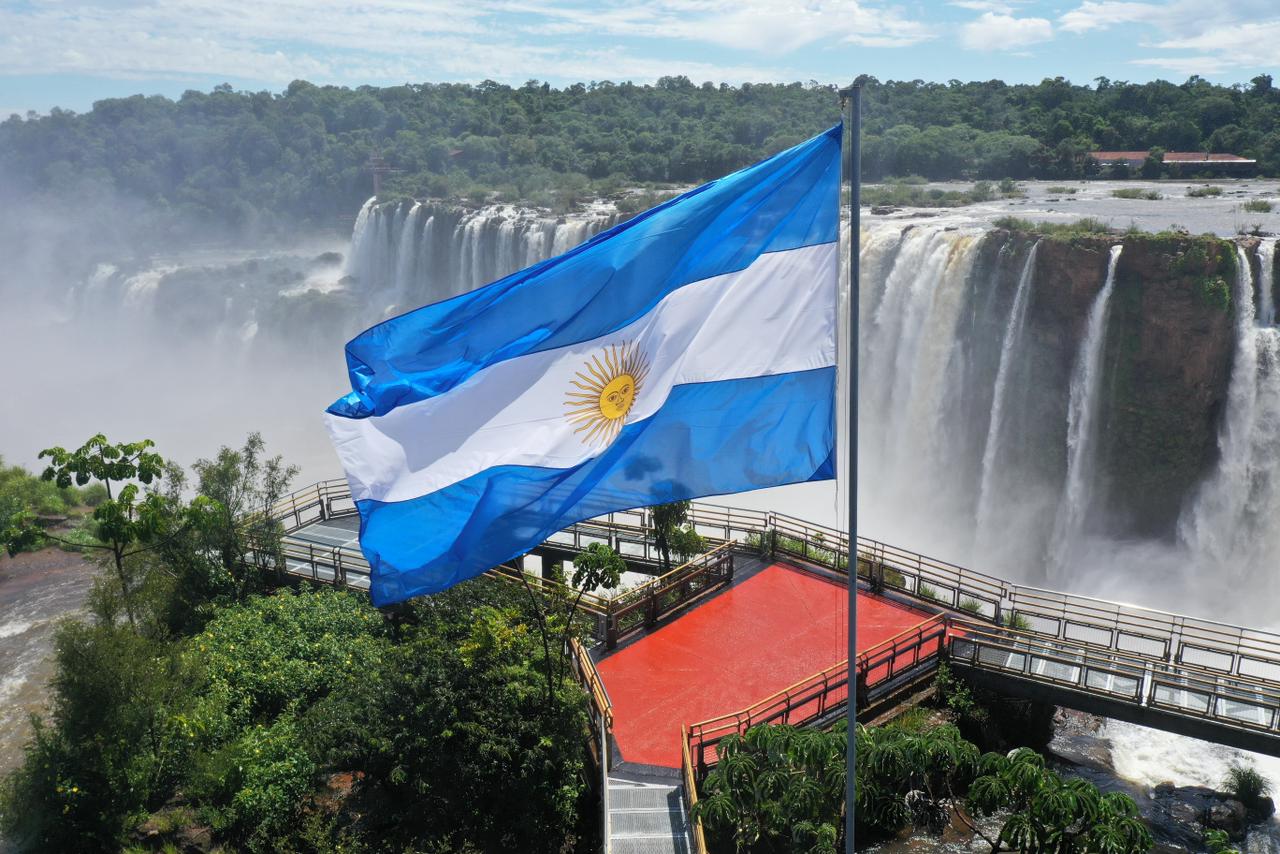 TRANPORTE + INGRESSO CATARATAS DO IGUAÇU - ARGENTINA