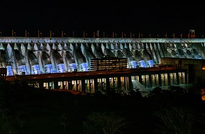 Itaipu Iluminada