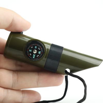 Silbato multiherramienta