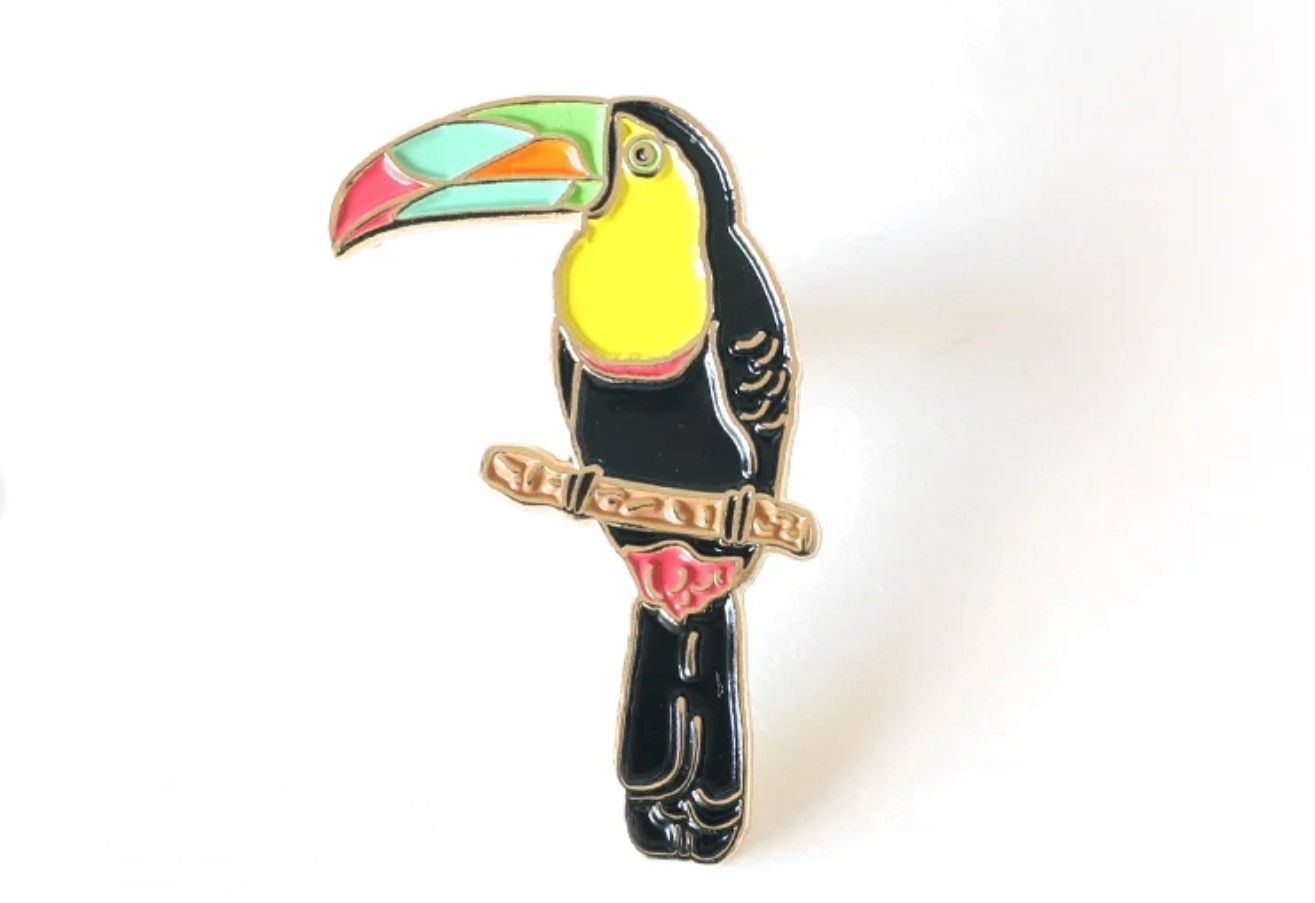 Pin Tucán