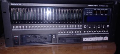 MACKIE MDR24/96 24-TRACK DIGITAL HD RECORDER
