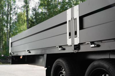 Axxa Lavettivaunu 3.5t Black edition