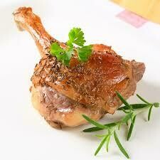 8 Cuisses canard confite